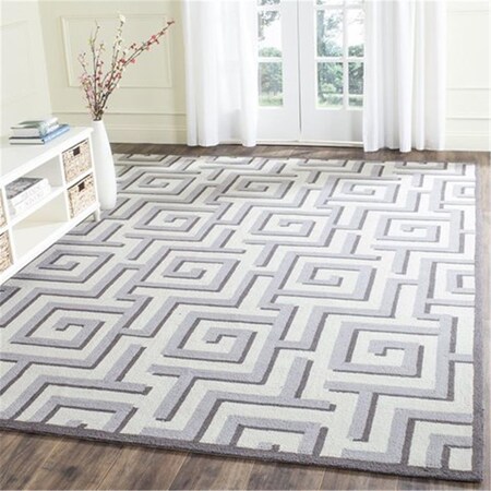 Safavieh Four Seasons Hand Hooked Rectangle Rug- Ivory - Grey- 5 x 8 ft. FRS240M-5